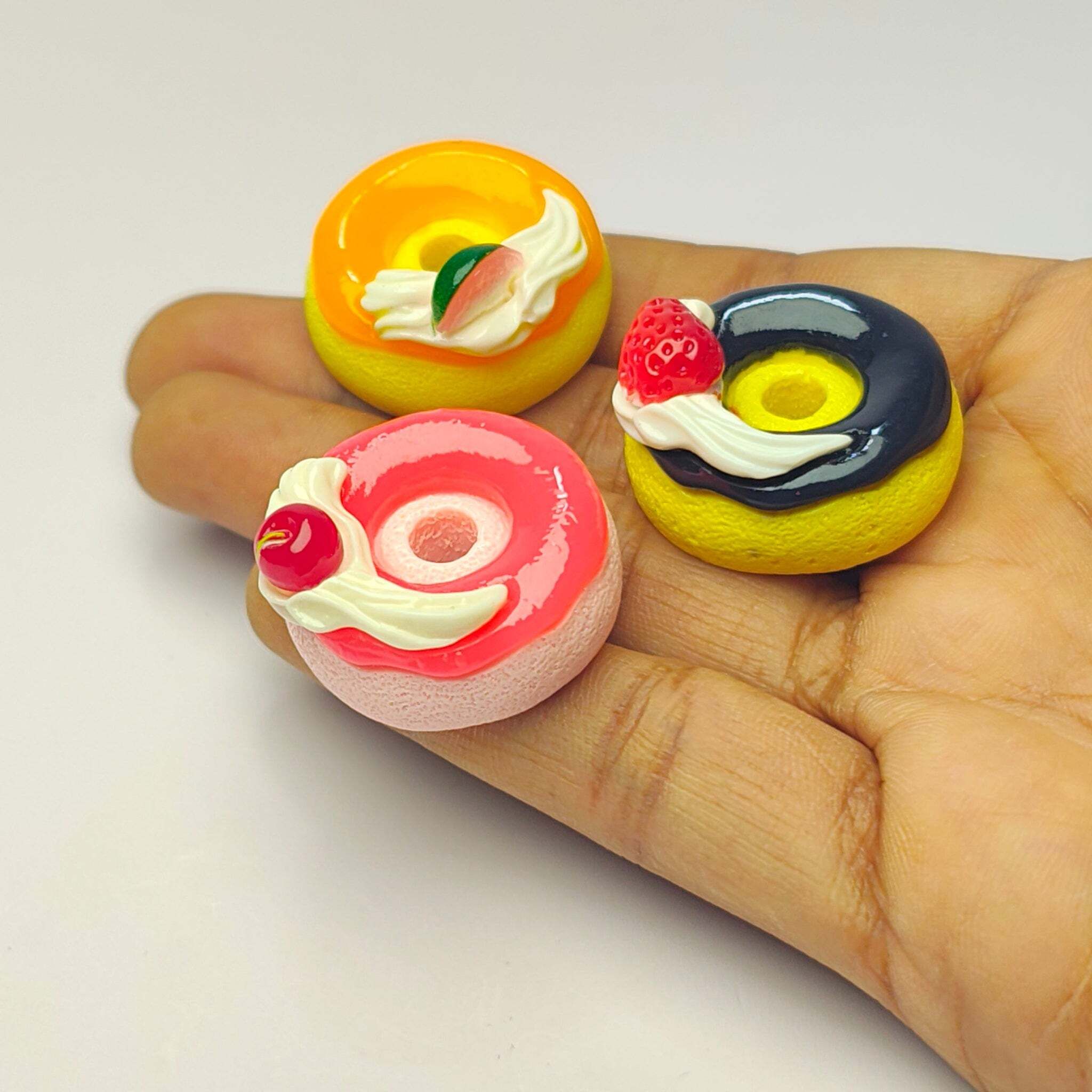 miniatures shop Miniature Donut Set (3 Pieces) Dollhouse Kitchen Decorative Accessories-picture-25