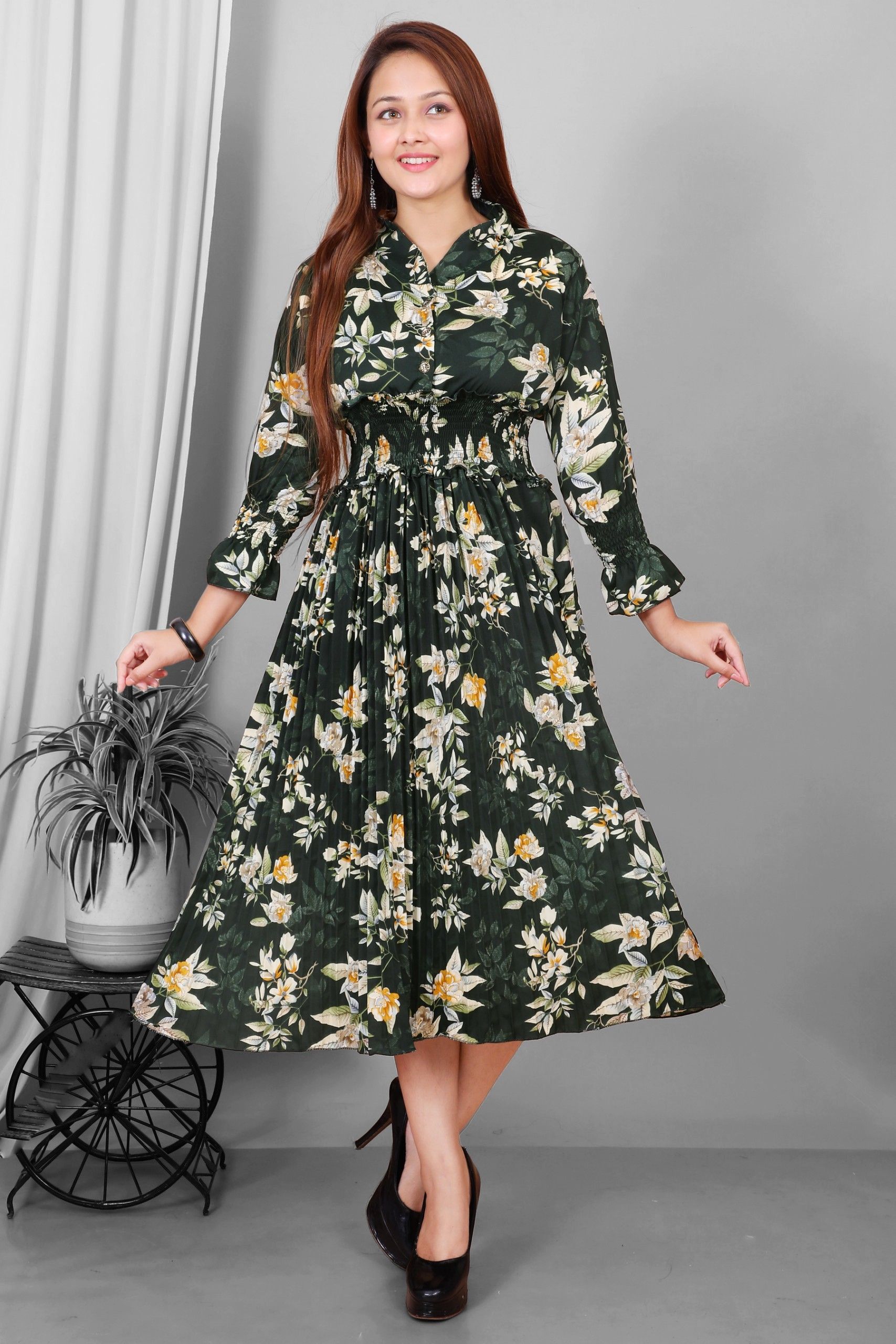 Women Pleated Green Midi/Calf Length Dress-image-32