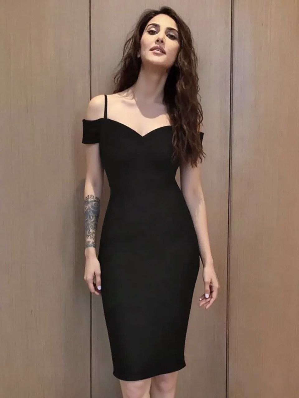 Women Bodycon Black Knee Length Dress-image-43