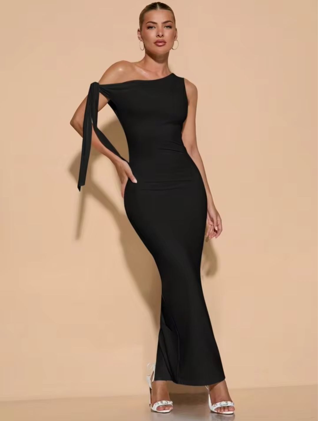 Women Maxi Black Full Length Dress-image-20