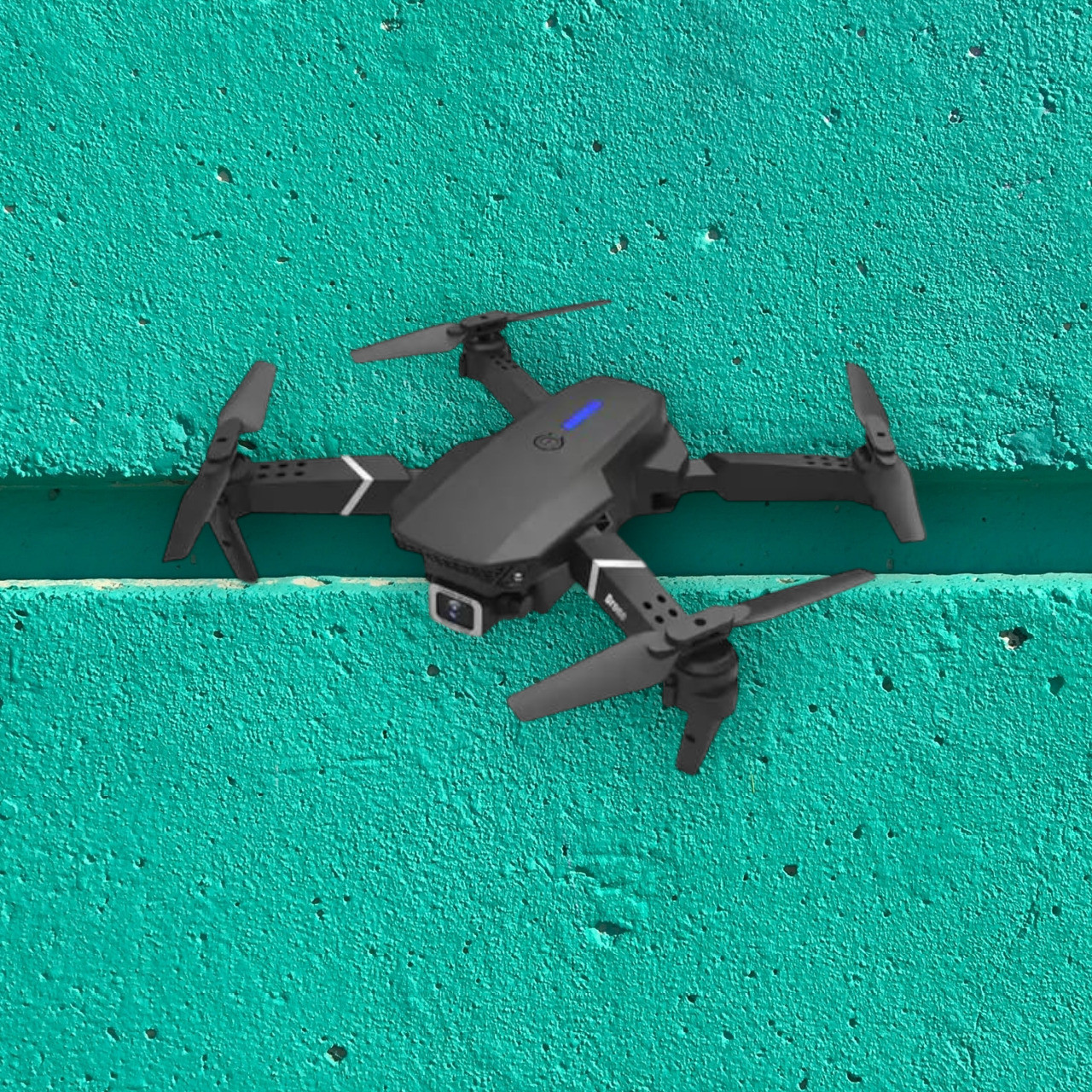 swa mi Foldable-Toy-Drone-with-HQ-WiFi-Camera-Remote-Control_a13 Drone image 1
