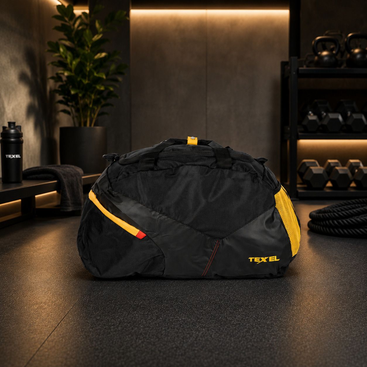 40 L Gym Duffel Bag - StrikeFit Gym Duffle Bag - Black-image-42