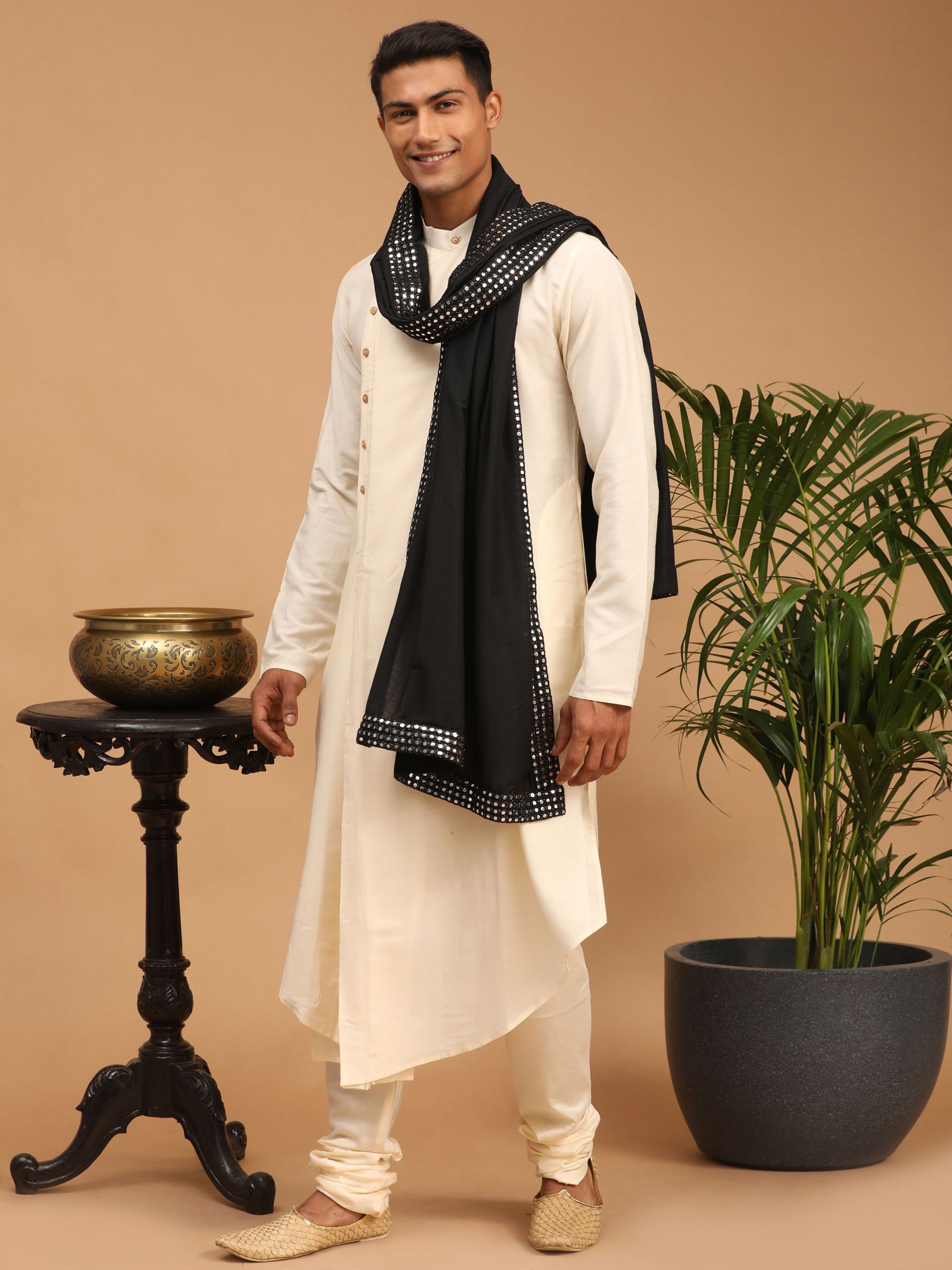 vastramay Viscose Blend Embroidered Black Men Dupatta-picture-20