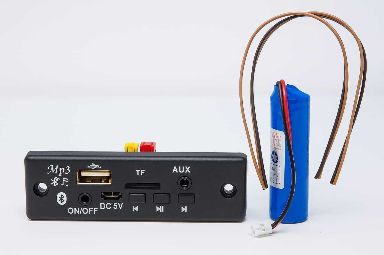 Bluetooth MP3 Module With 2400mAh Lithium & 2 Connector Wires| USB, AUX, FMKTs Electronic Components Electronic Hobby Kit-image-6