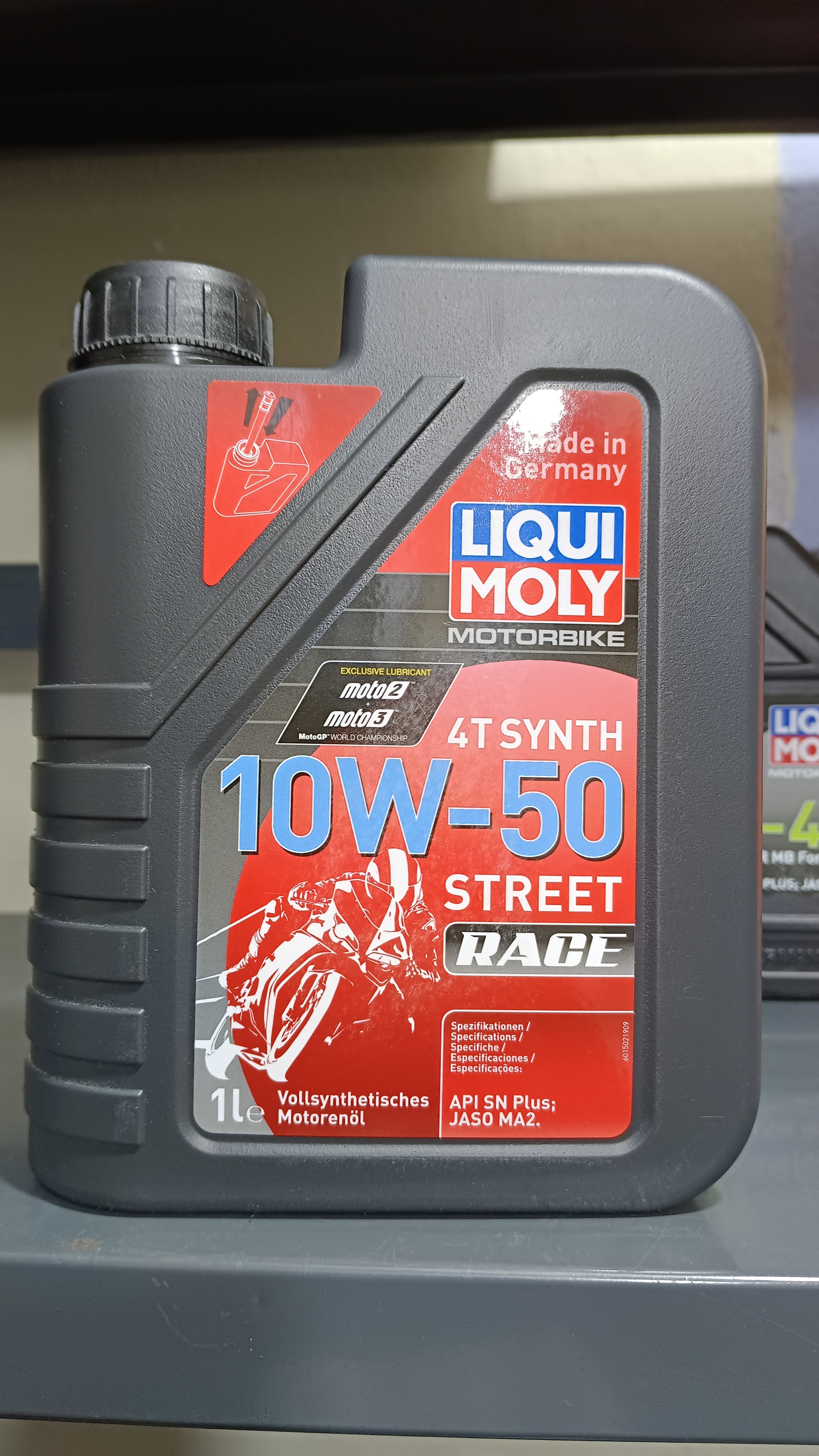 liqui molly Engine Oil Additive image 1