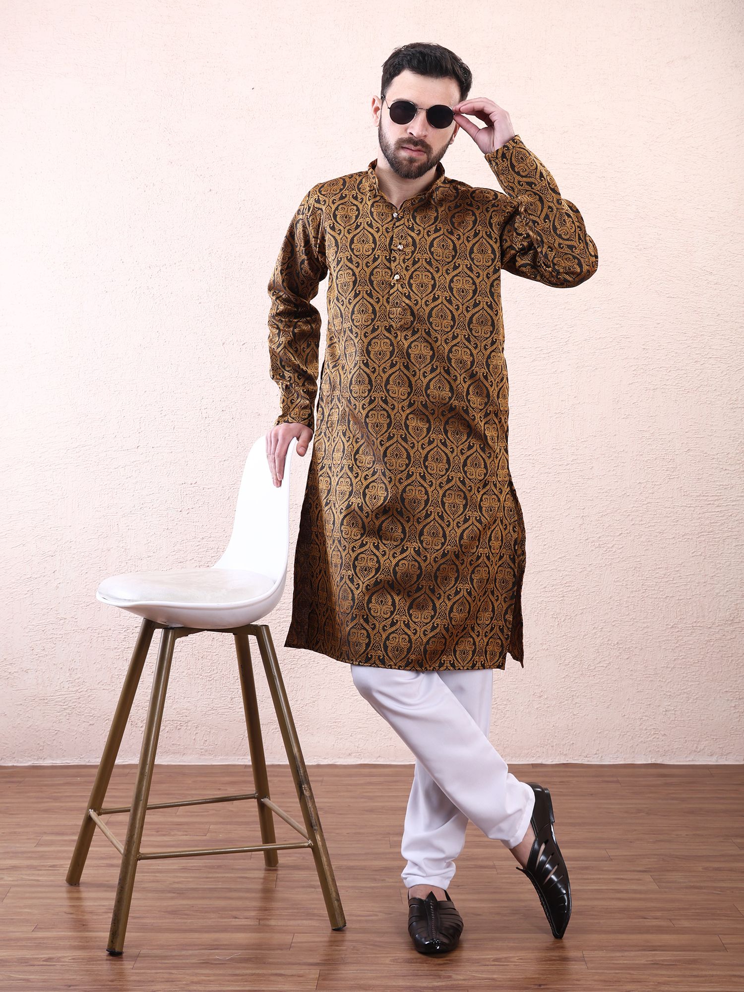 Men Jacquard Kurta Pyjama Set