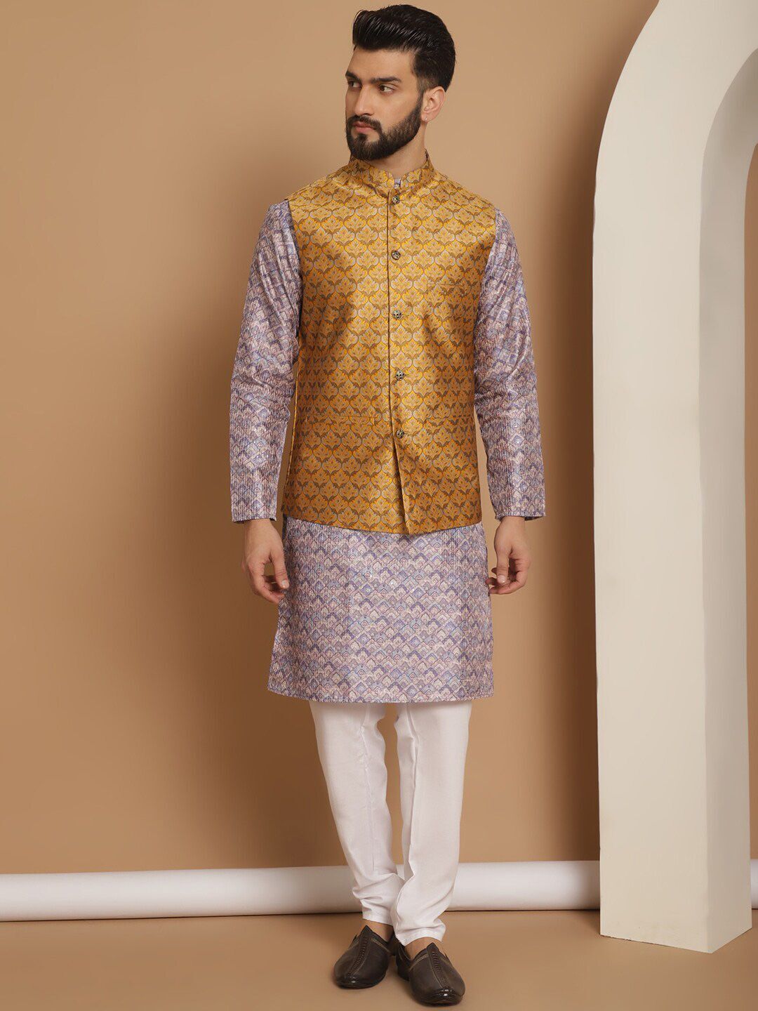 anouk Men Silk Blend Kurta Pyjama Ethnic Jacket Set-picture-16