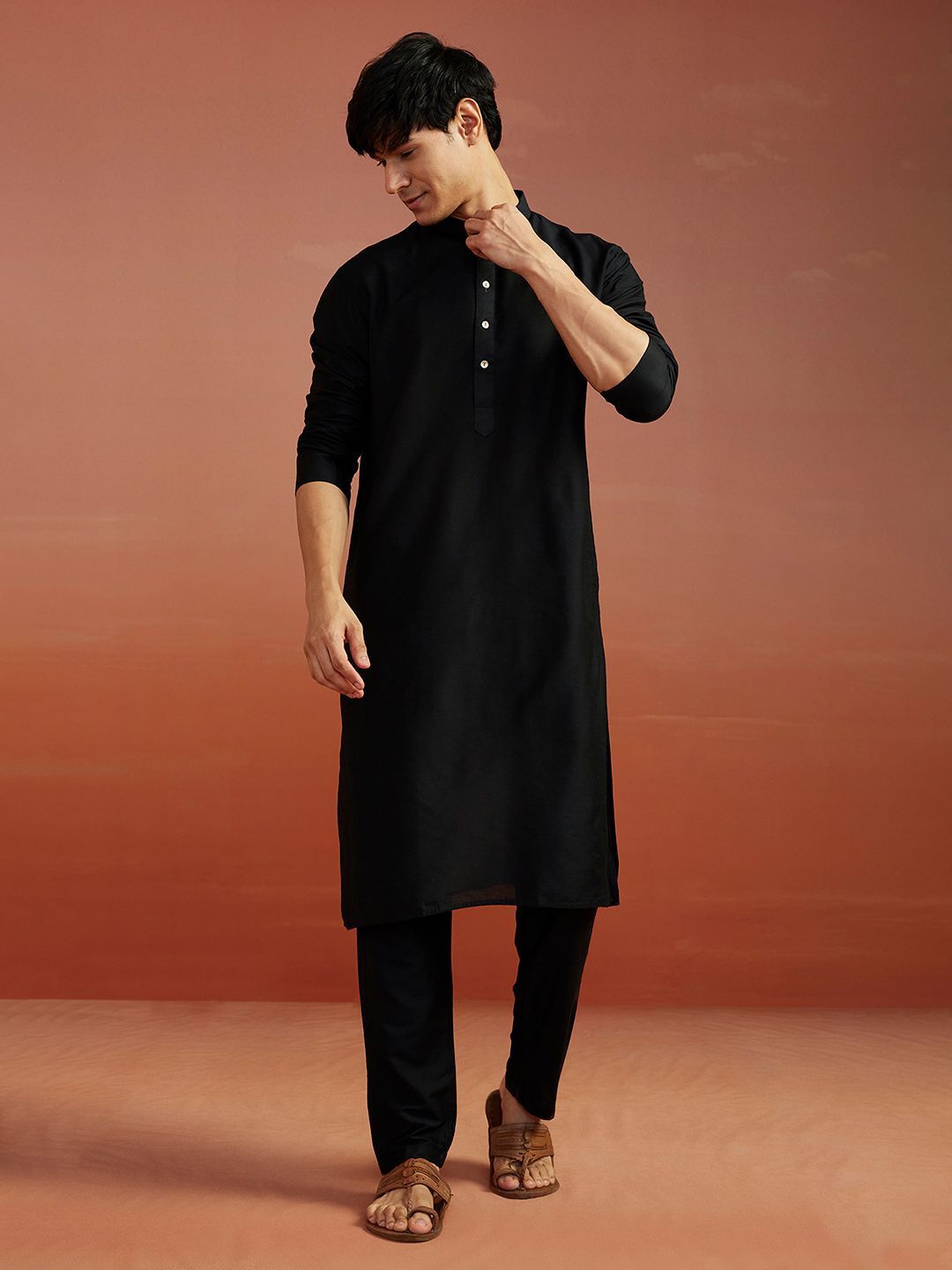 Men Cotton Blend Kurta Pyjama Set