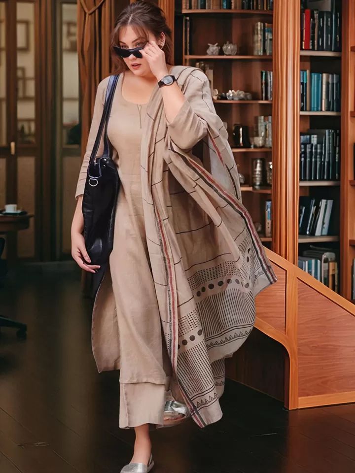 lamba creations Solid Kurta, Trouser/Pant & Dupatta Set-picture-35