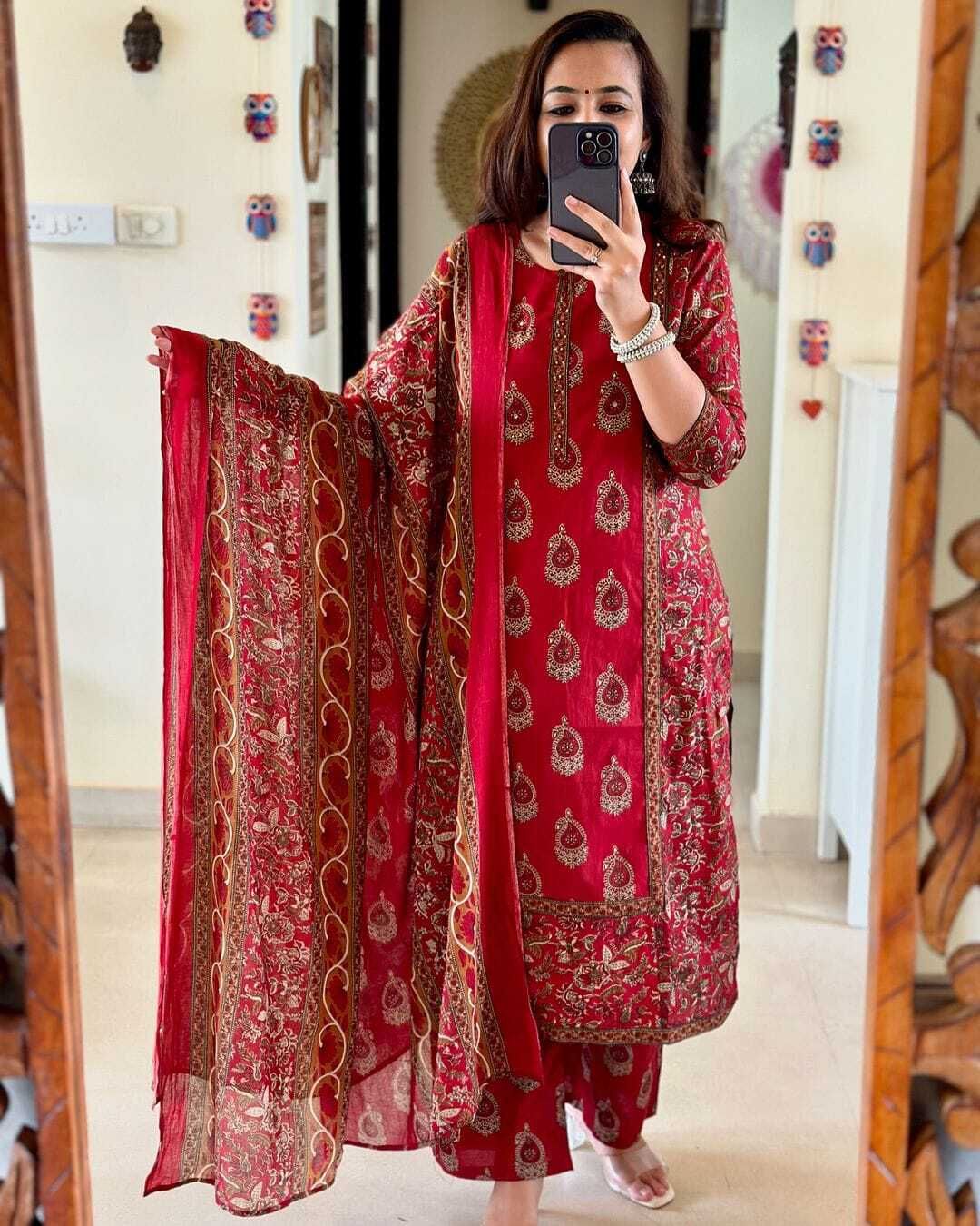 Women Pure Cotton Kurti Pant Dupatta Set-image-18