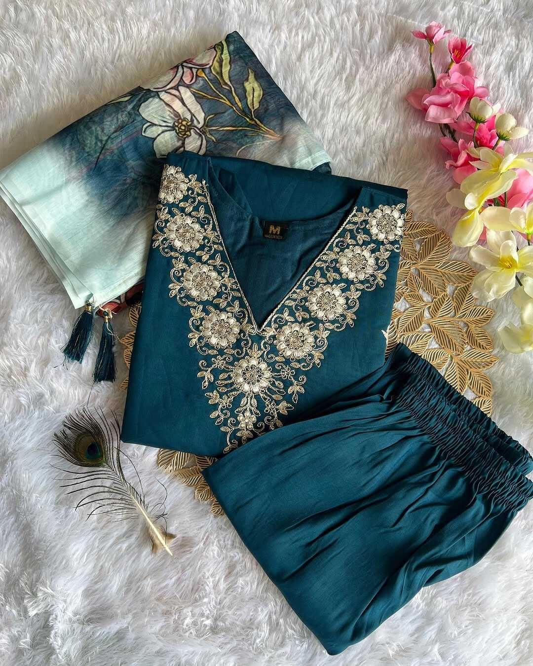 Women Pure Silk Ethnic Top Pant Dupatta Set