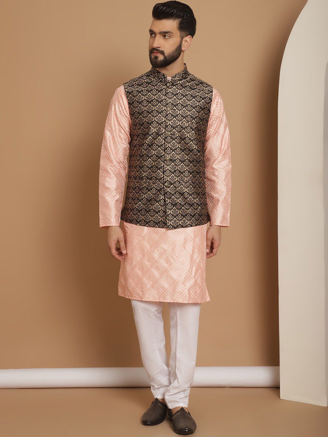 anouk Men Silk Blend Kurta Pyjama Ethnic Jacket Set-picture-14