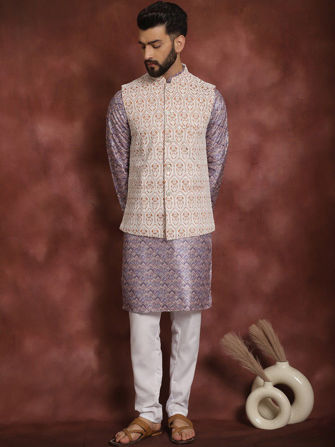anouk Men Silk Blend Kurta Pyjama Ethnic Jacket Set-picture-12