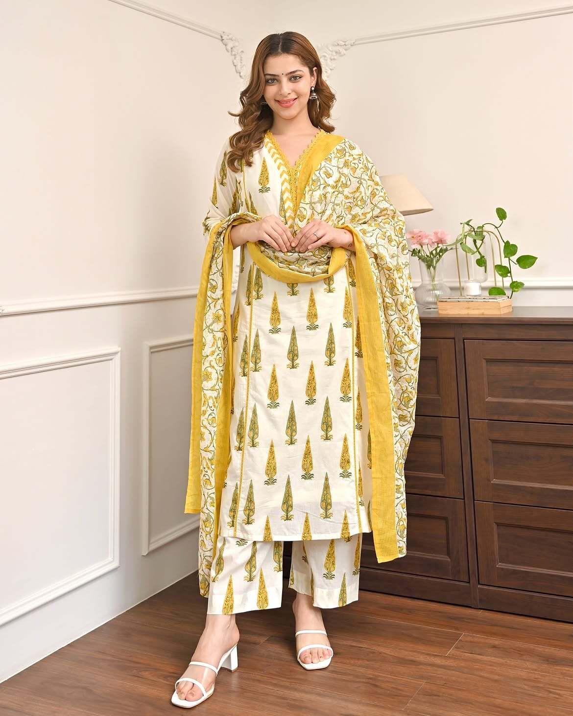 Men Pure Cotton Kurti Pant Dupatta Set-image-21