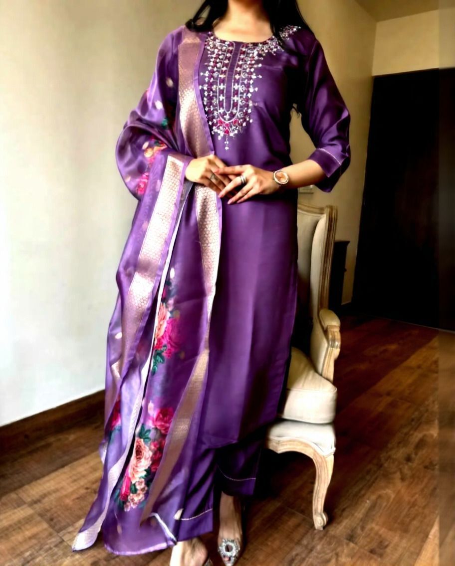 Women Tussar Silk Kurta Pant Attached Dupatta Set