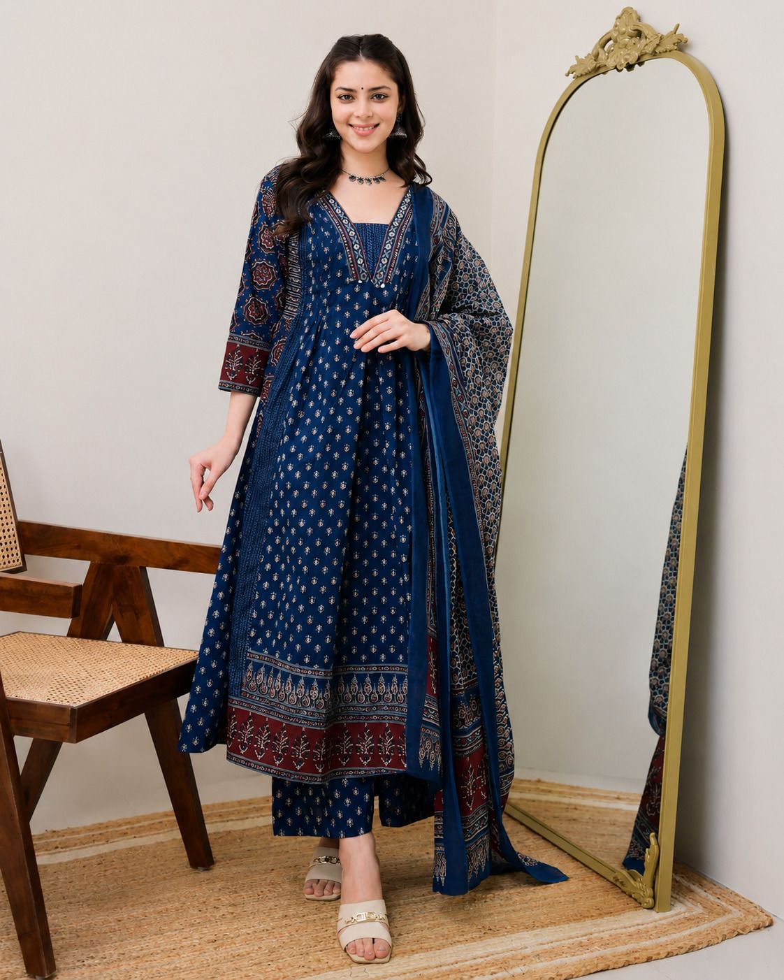 Women Cotton Blend Kurta Pant Dupatta Set-image-23