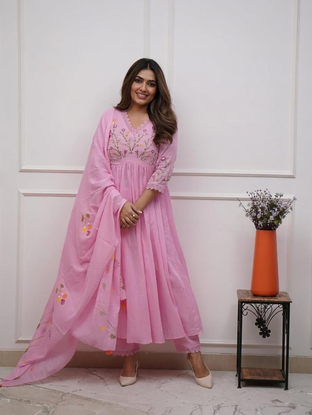 voguebyavantika Women Pure Cotton Kurta Pant Dupatta Set-picture-10