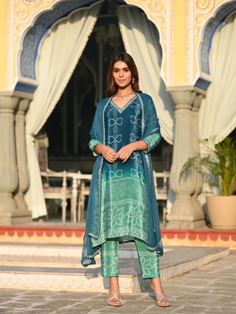 harin studio Geometric Print, Dyed/Ombre Viscose Rayon Straight Kurta for Women-picture-28