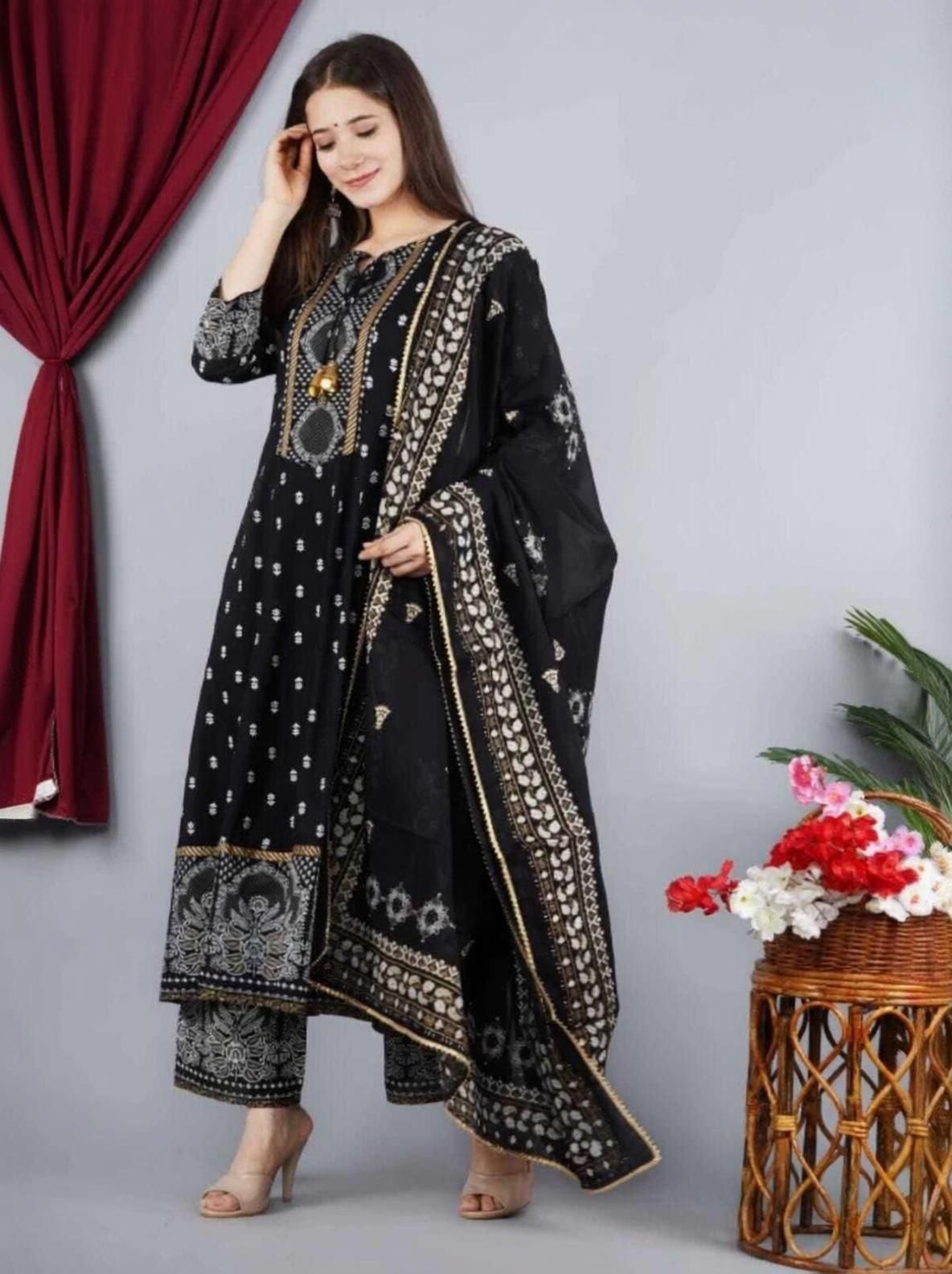 Women Viscose Rayon Kurta Pant Dupatta Set-image-33