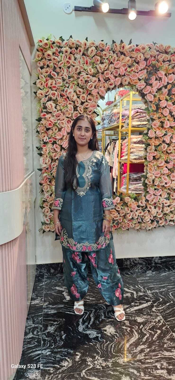 Women Viscose Rayon Kurta Pant Set-image-22
