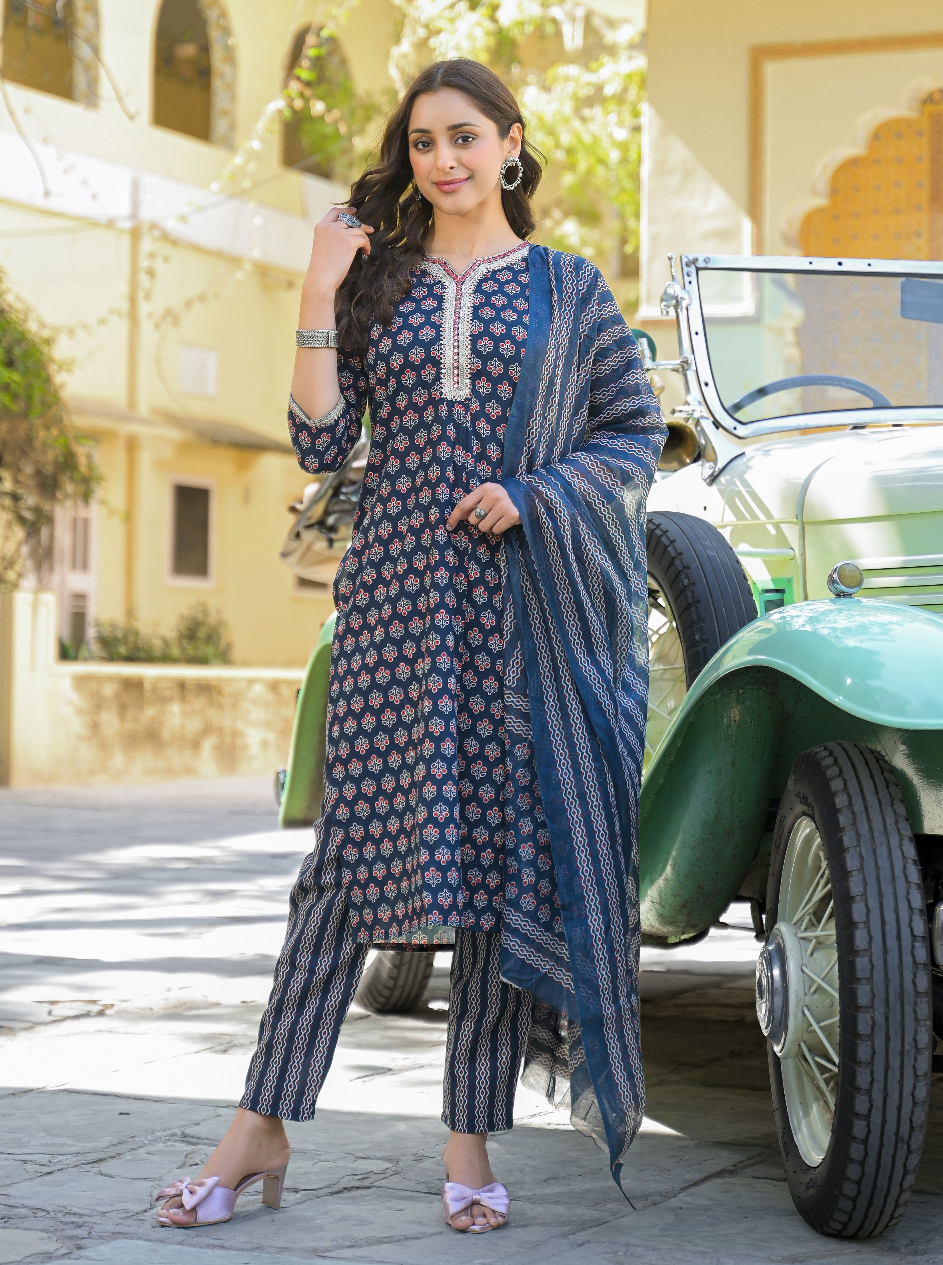 klosia Women Viscose Rayon Kurta Pant Dupatta Set-picture-10