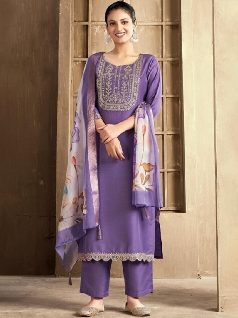 mayra Embroidered Kurta, Trouser/Pant & Dupatta Set-picture-6