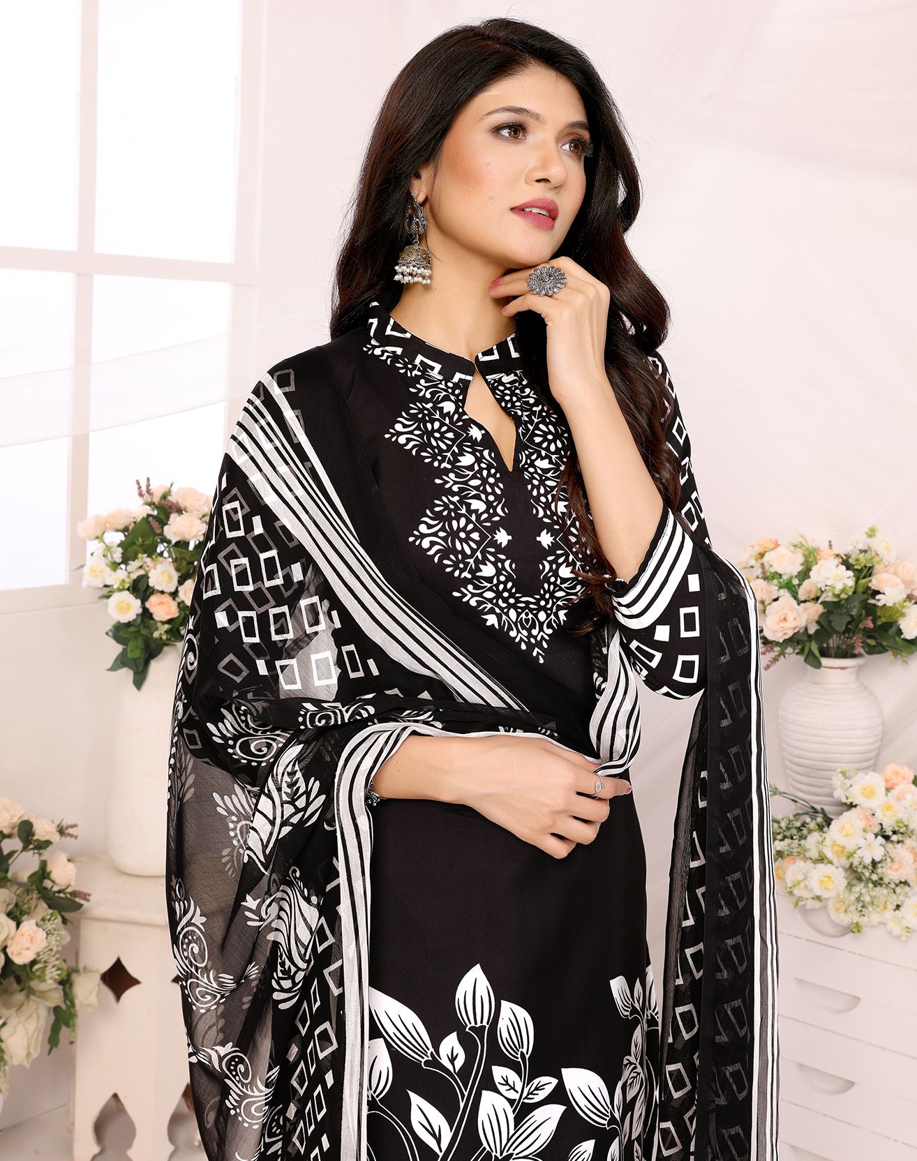 yashika Unstitched Crepe Salwar Suit Material Printed-picture-21