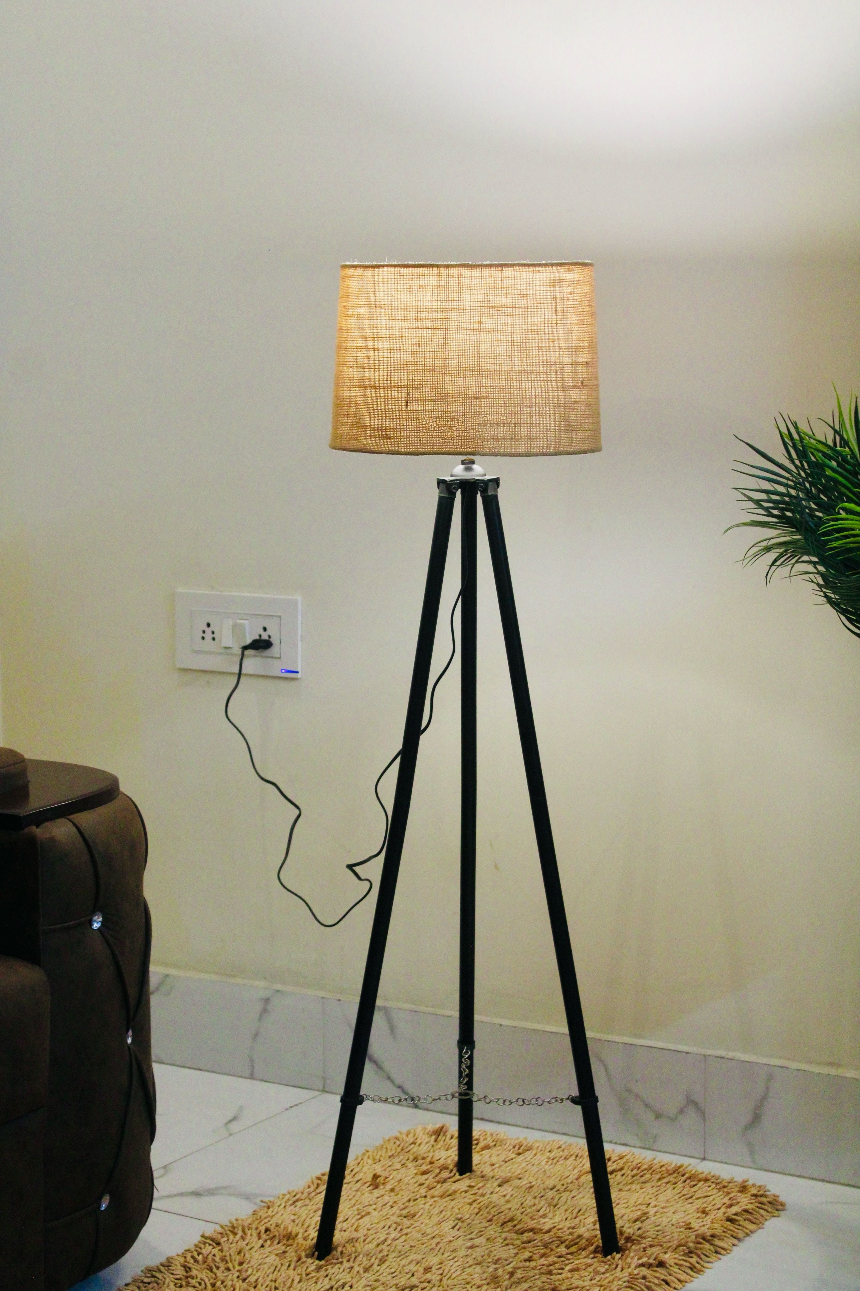 Tripod Floor lamp