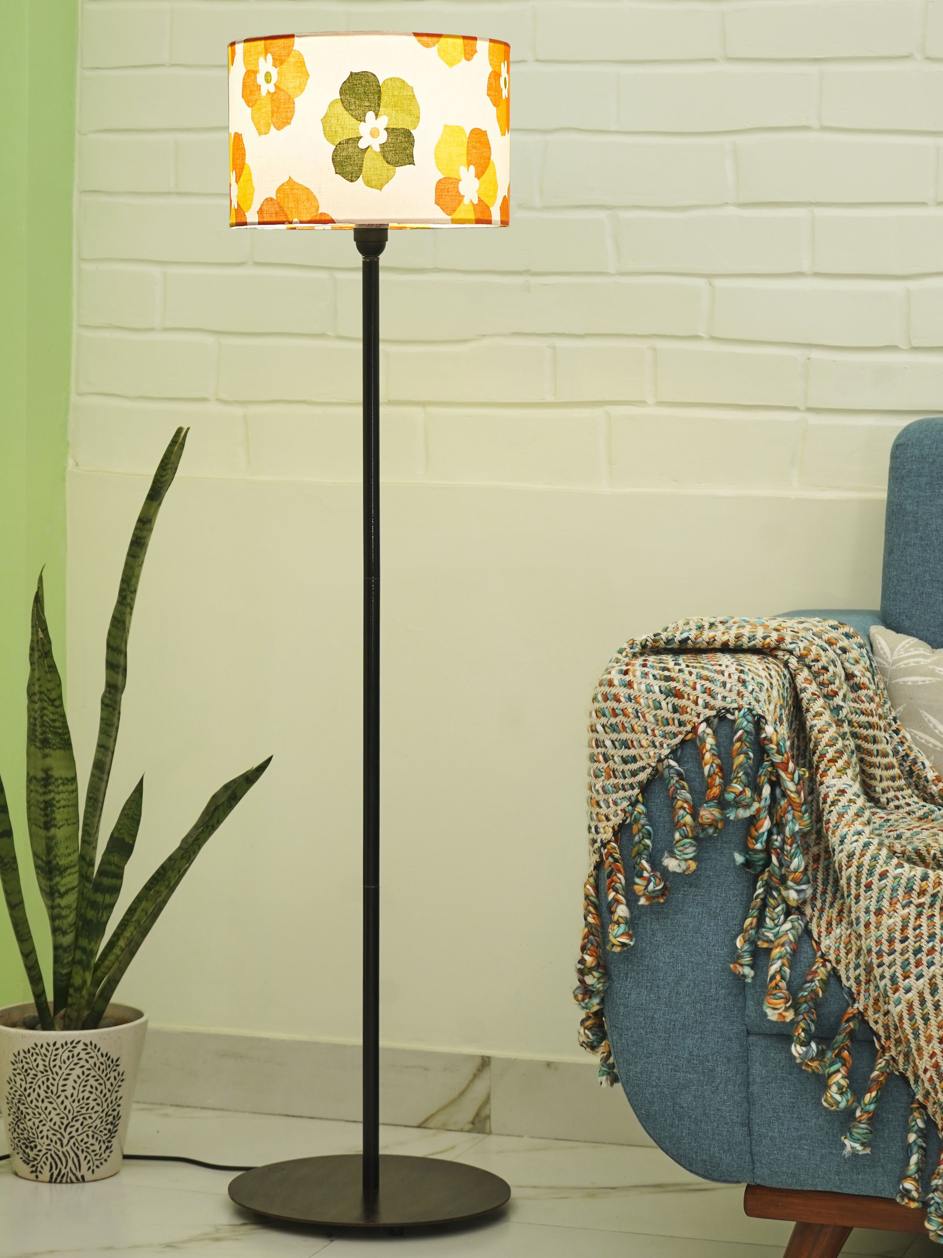 Club Floor Lamp