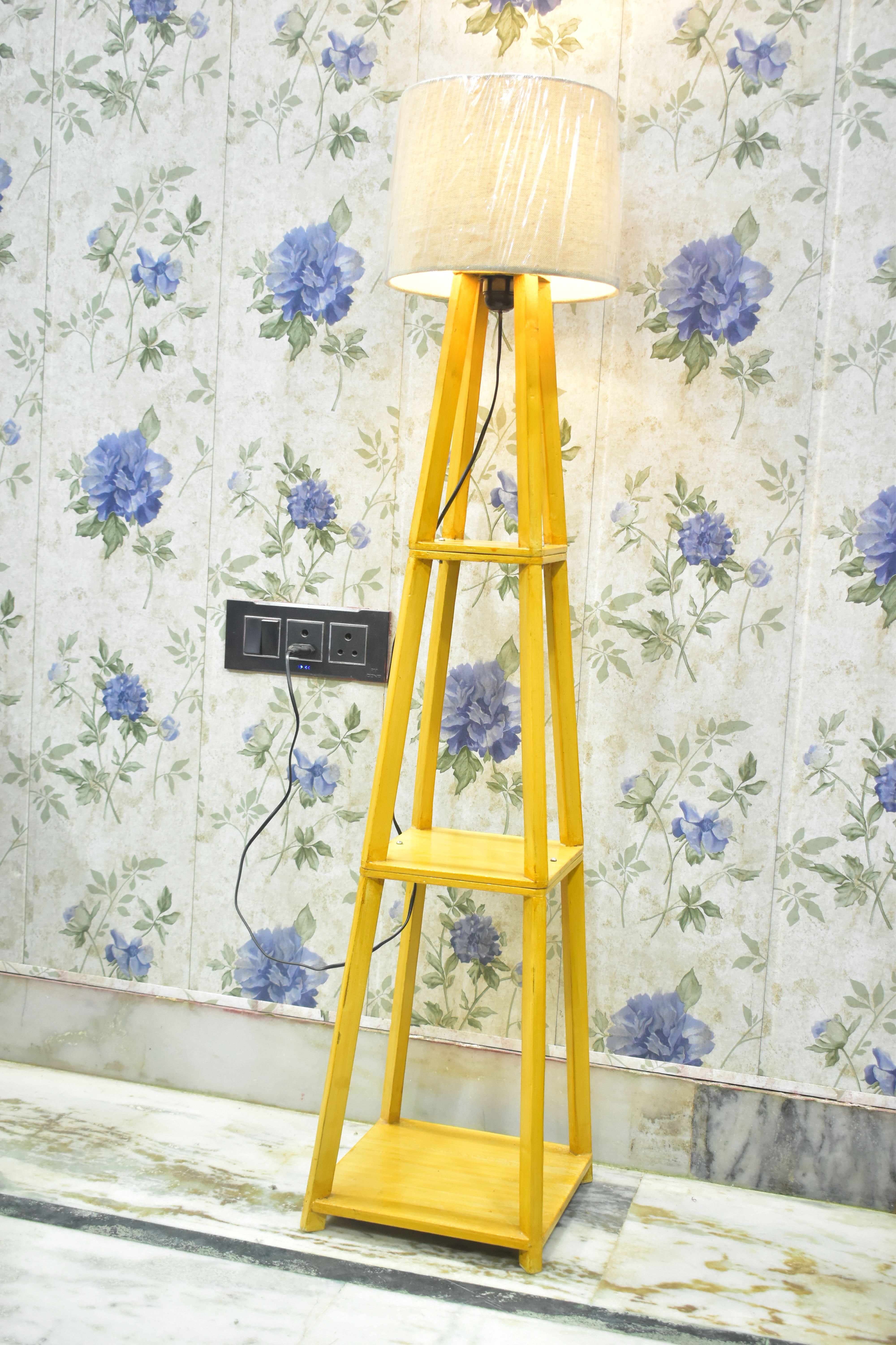 untiedcraft Tripod Floor lamp-picture-30