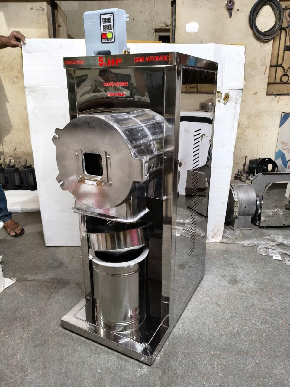 Double Chamber 5Hp Pulveriser Atta Chakki|Three Phase Motor|40-50 Kg PerHourCapacity Flourmill-image-8