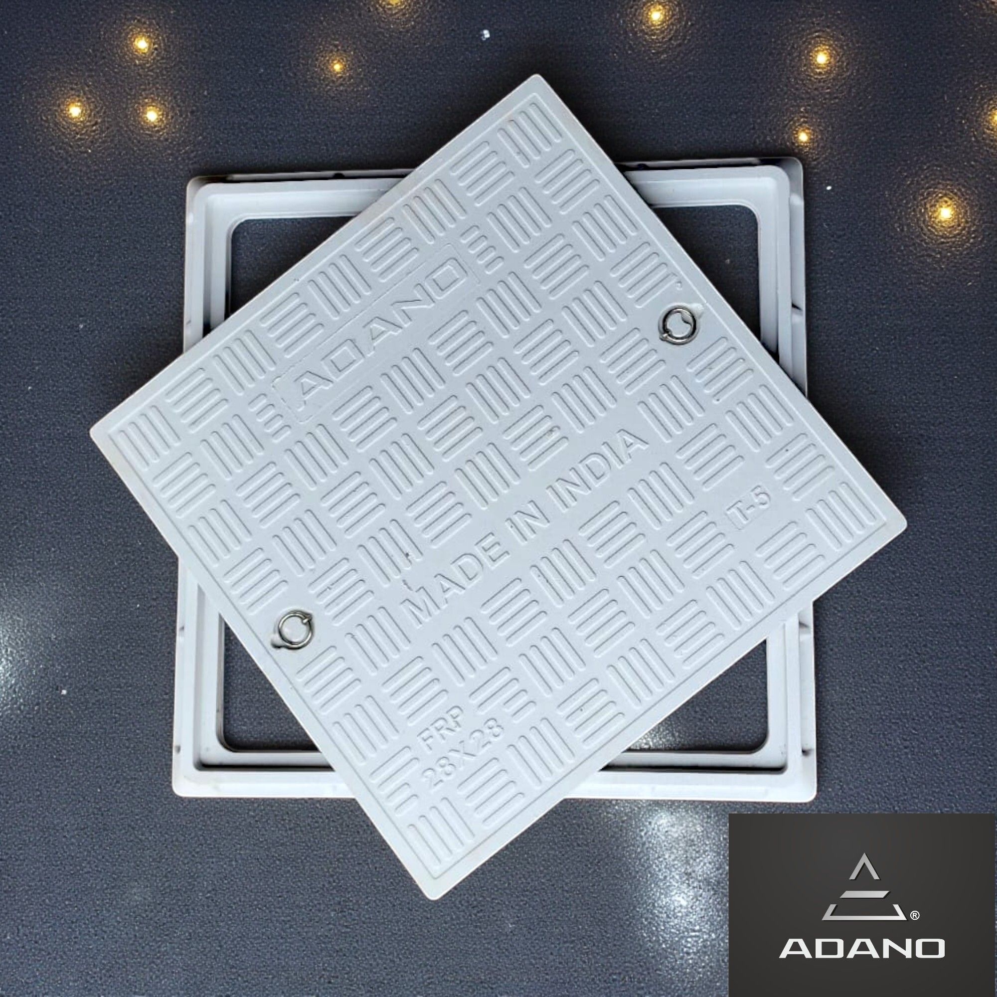 HEAVY FRP MANHOLE COVER 28*28 INCH Flush Tank Lid