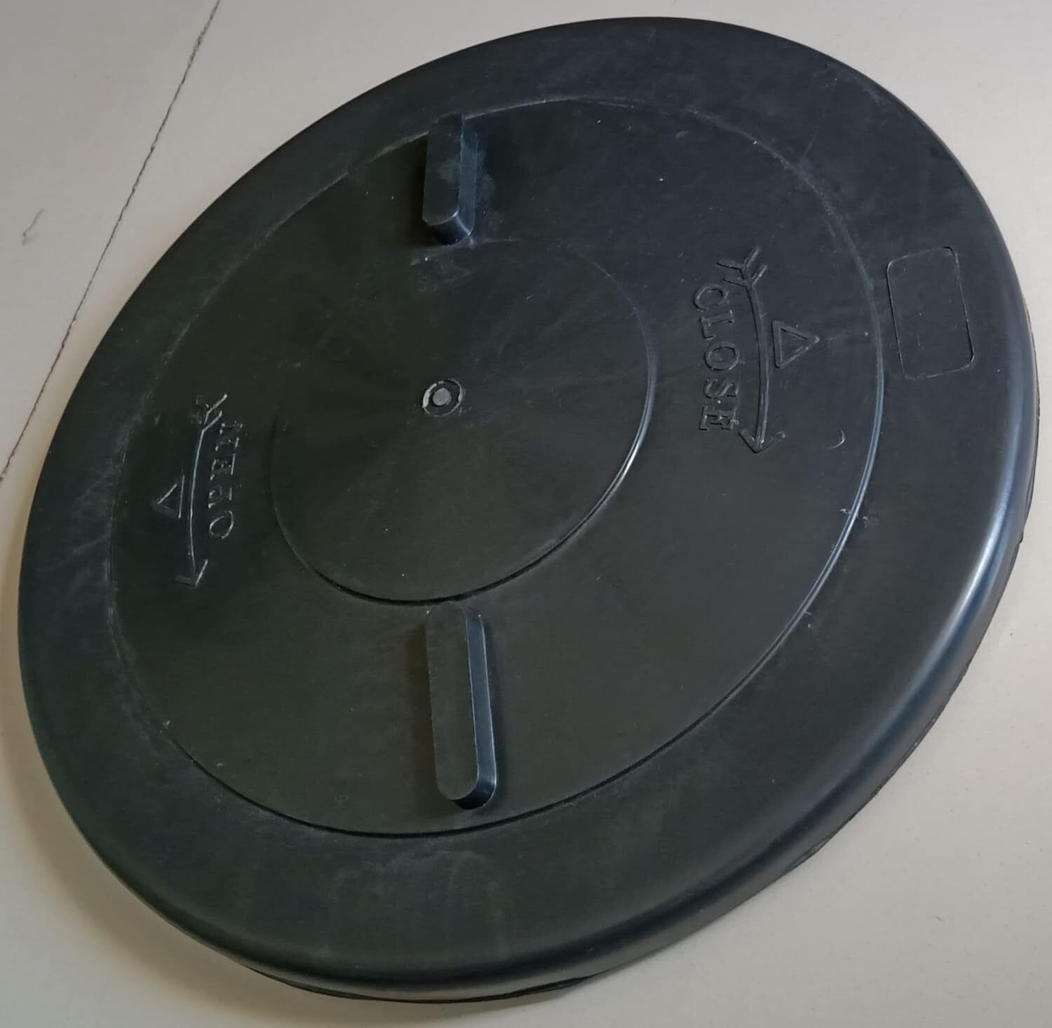 Black Plastic Water Tank Lock Lid 17 Inch OD for 500–1500L Tanks, 14 Inch Lock Flush Tank Lid-image-47