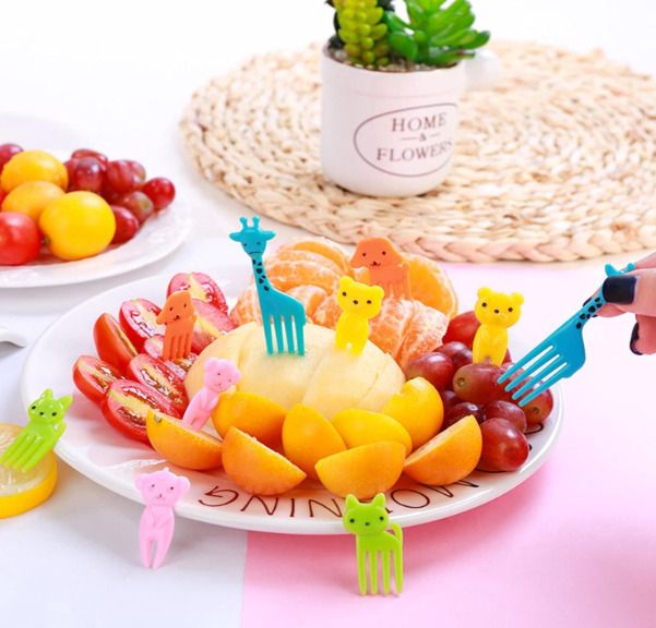Cute Animal Fruit Fork Picks Mini Cartoon Bento Dessert Pastry Party Forks Plastic Fruit Fork Set