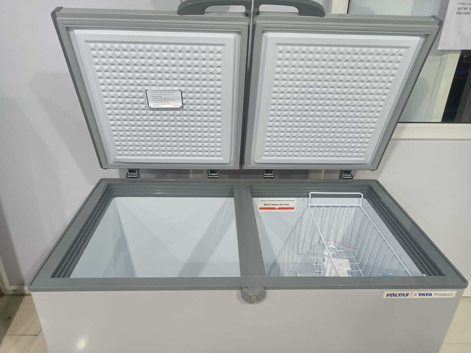 voltas 320 L Double Door Standard Deep Freezer-picture-25