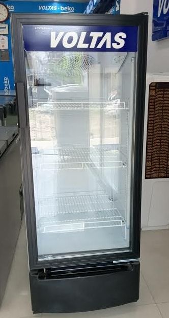 voltas 320 L Single Door Upright Freezer-picture-2