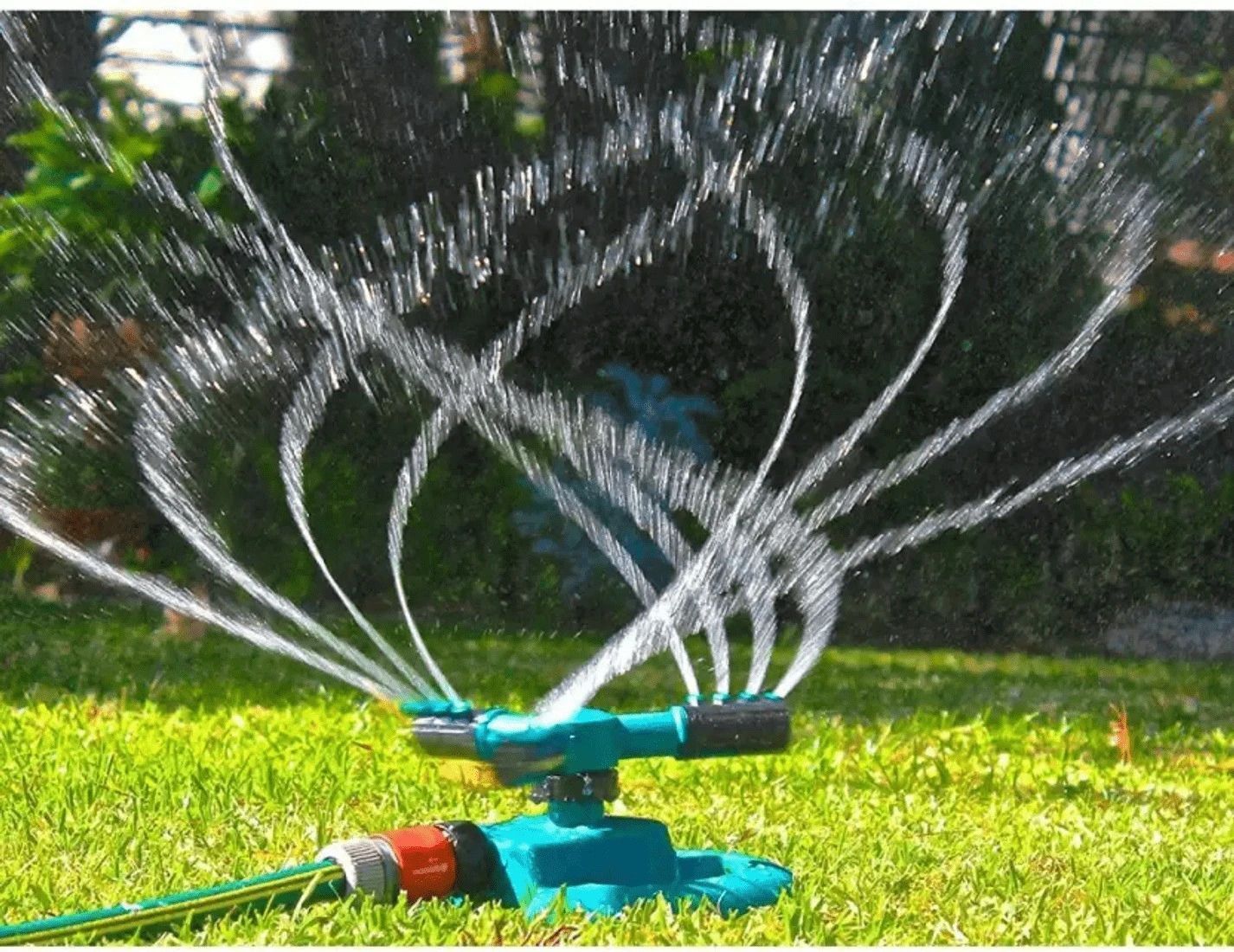 360 ° Sector Rotating Water Sprinkler Garden Pipe 1 L Hose-end Sprayer 1 L Hose-end Sprayer-image-42