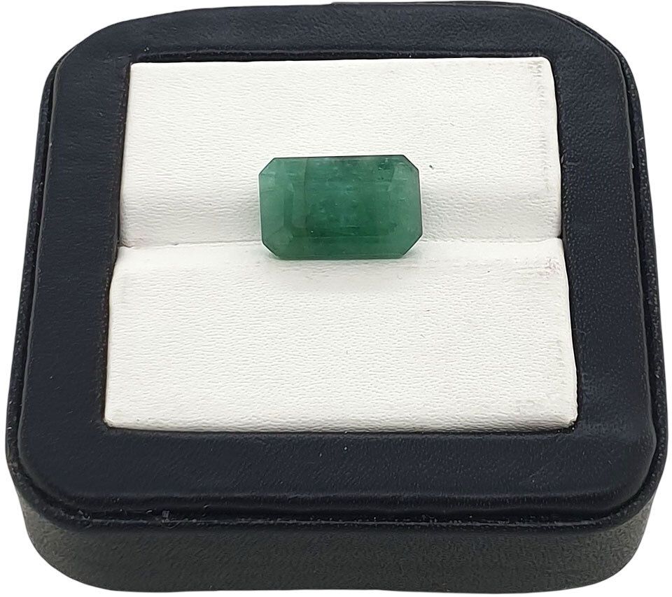 Sahiba Gems Green Cut Natural Emerald Gemstone