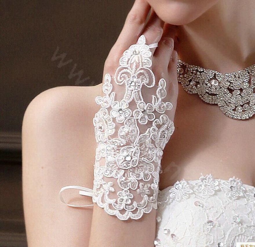 Embroidered Evening Women Gloves