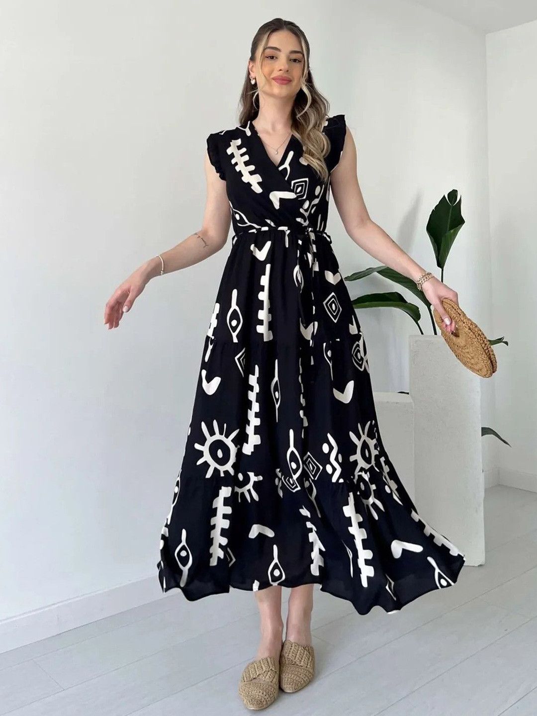jash creation Women Fit and Flare Black Maxi/Full Length Dress-picture-6