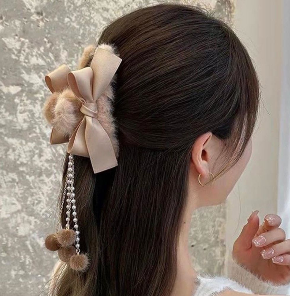 Trendy Fur Bow Hair Clutcher with Elegant Pearl Drop Chain Hair Clip-image-1