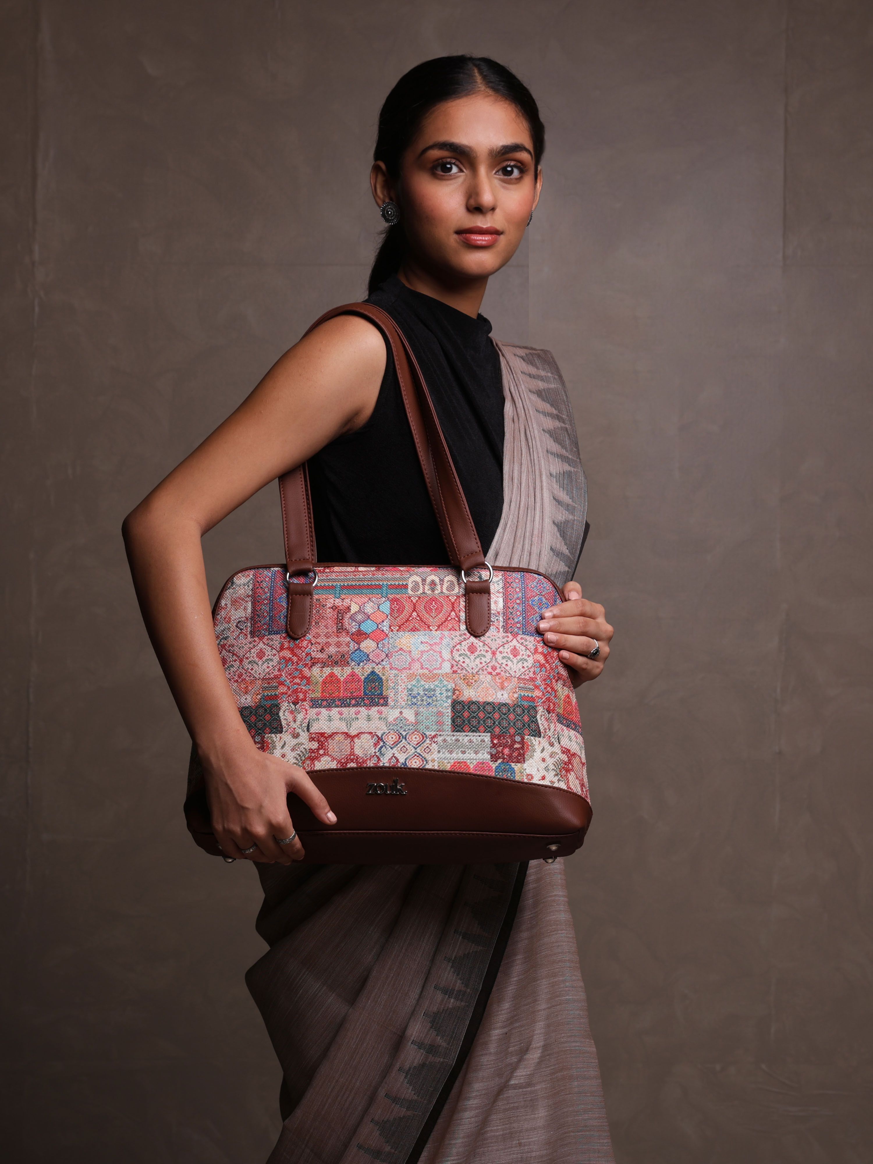 zouk Women Multicolor Hand-held Bag-picture-28