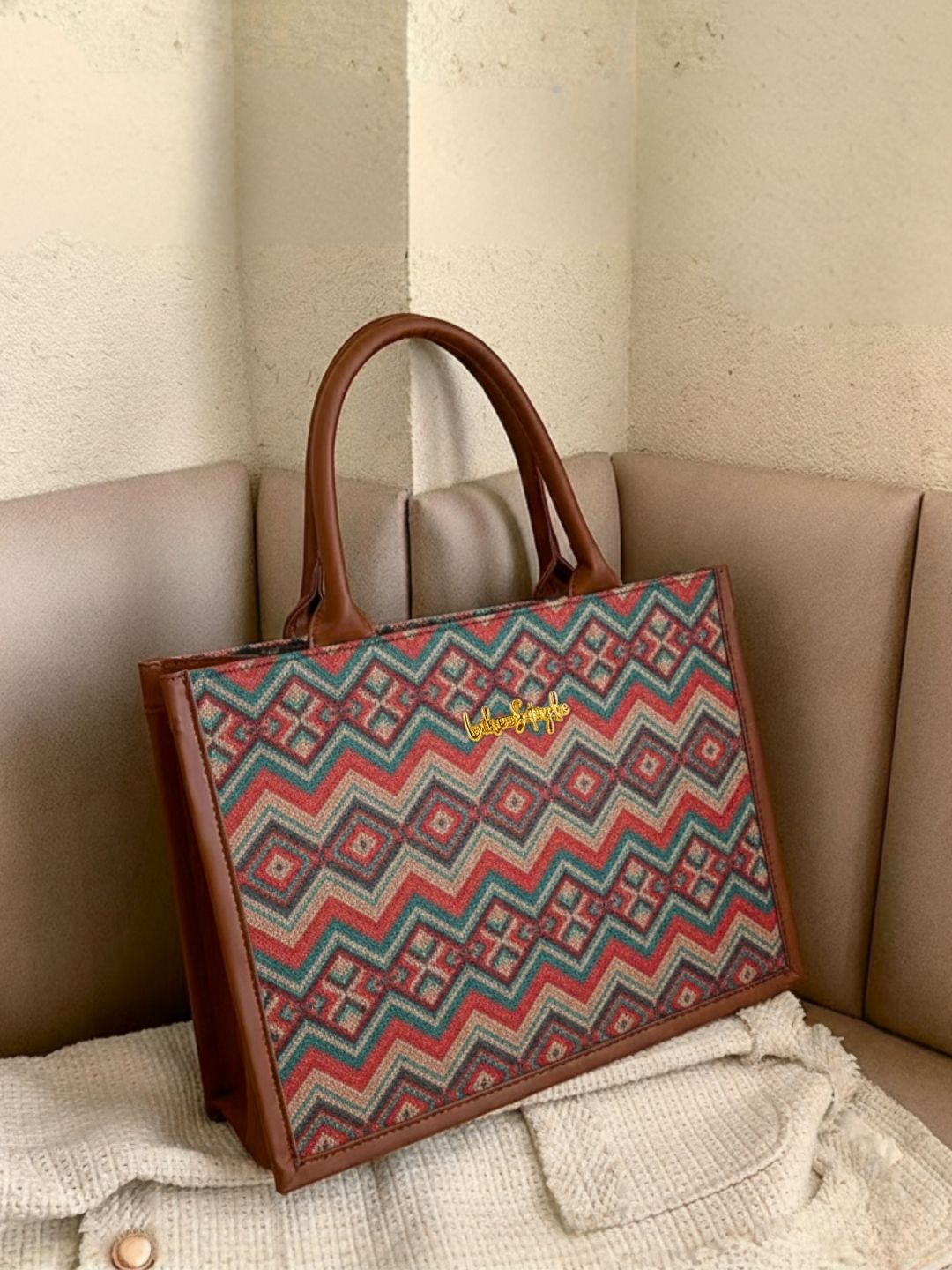 Women Maroon Shoulder Bag-image-7
