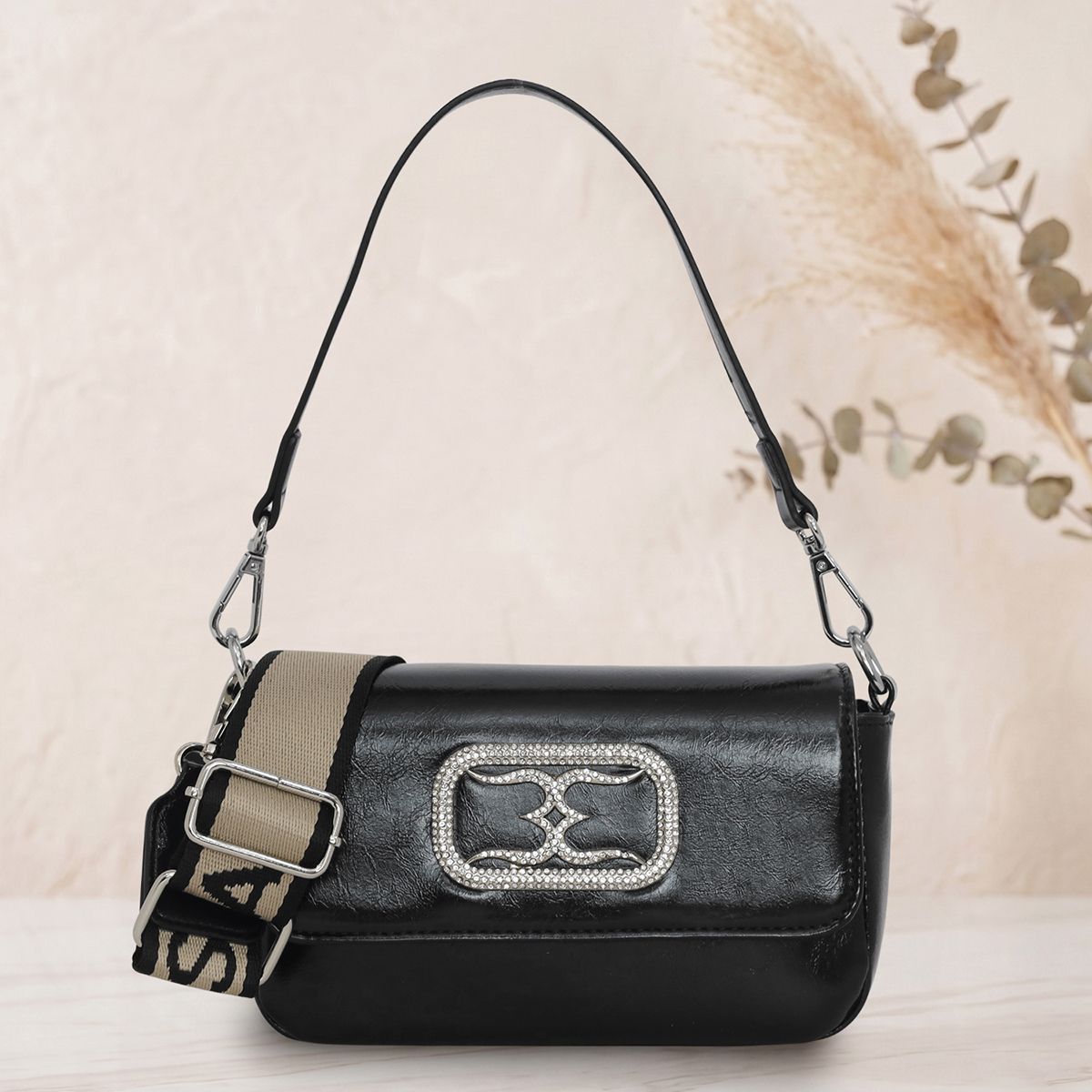 esbeda Women Black Hand-held Bag-picture-0