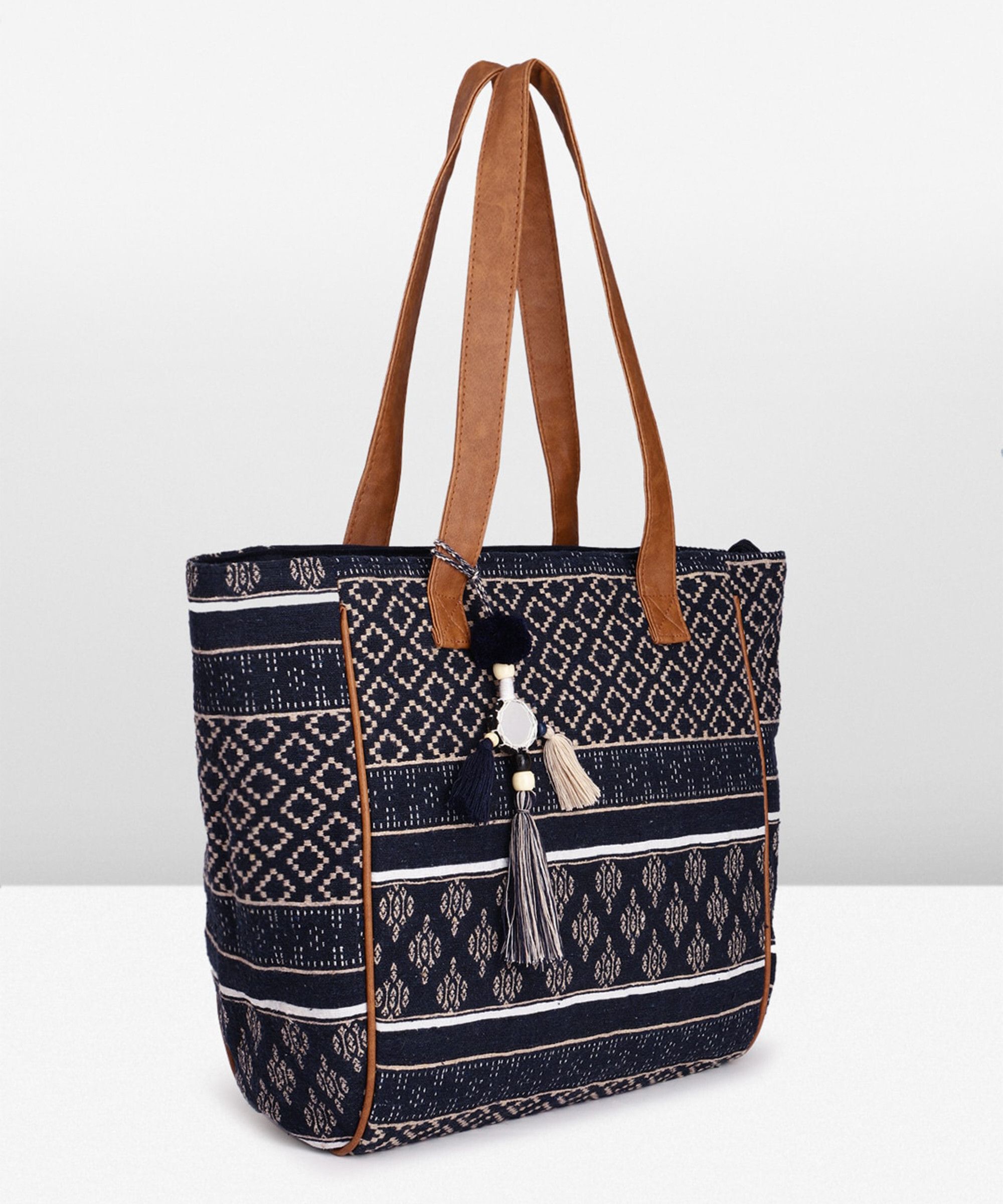 anouk Women Black Shoulder Bag-picture-24