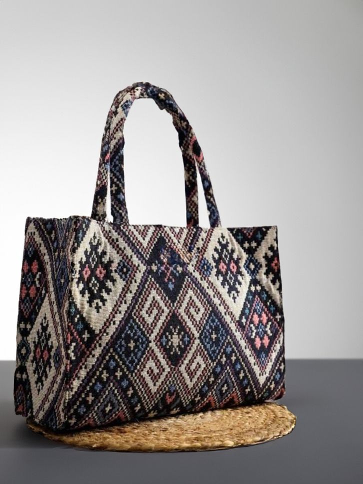 Women Multicolor Tote