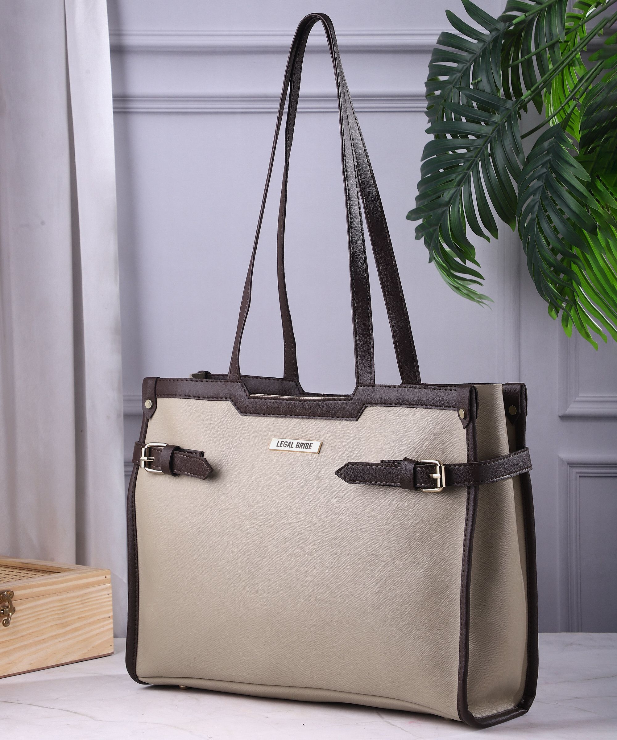 legal bribe Women Beige Tote-picture-38
