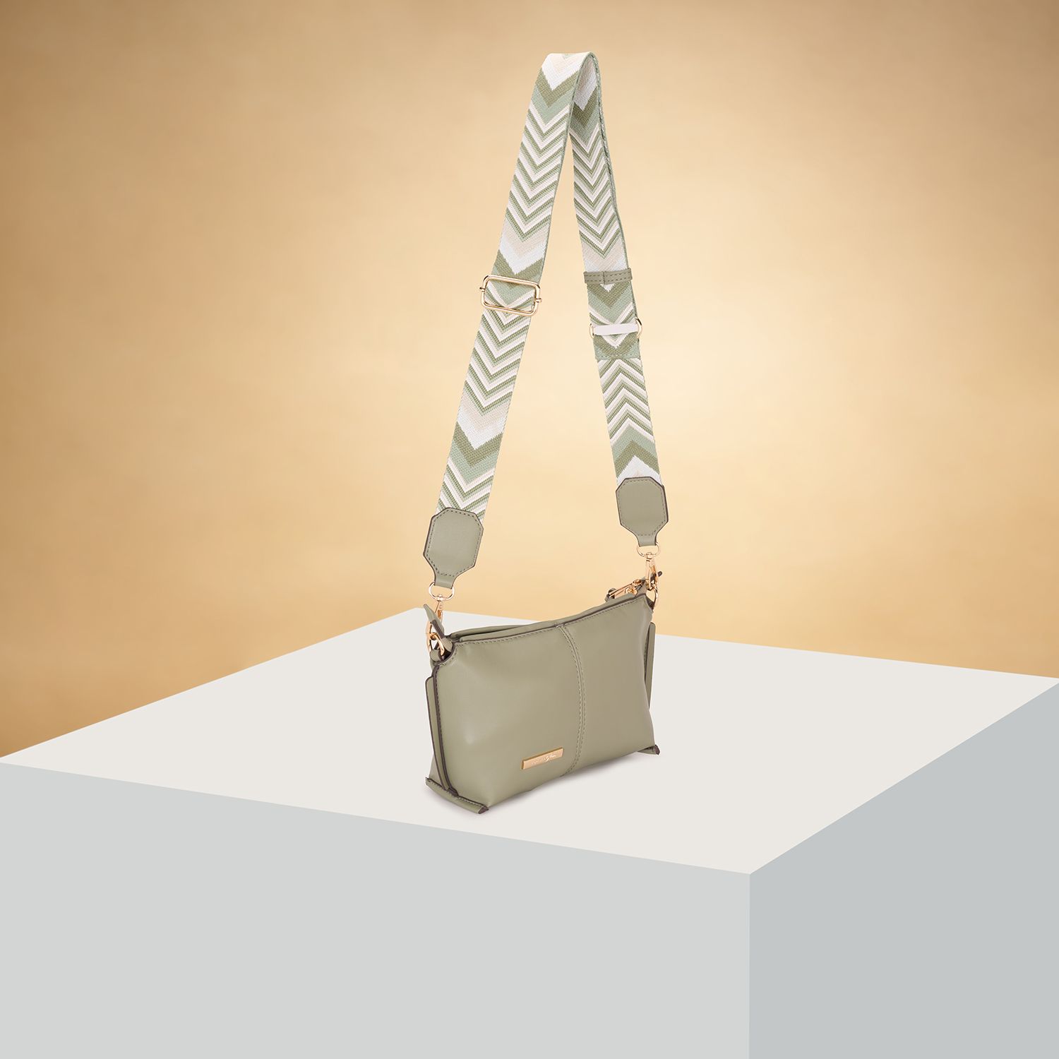 forever glam by pantaloons Women Green Messenger Bag-picture-15