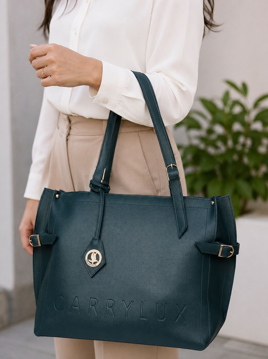 Women Green Tote-image-0
