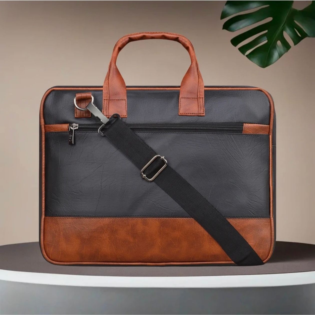luggage world Men & Women Black, Tan Messenger Bag-picture-14